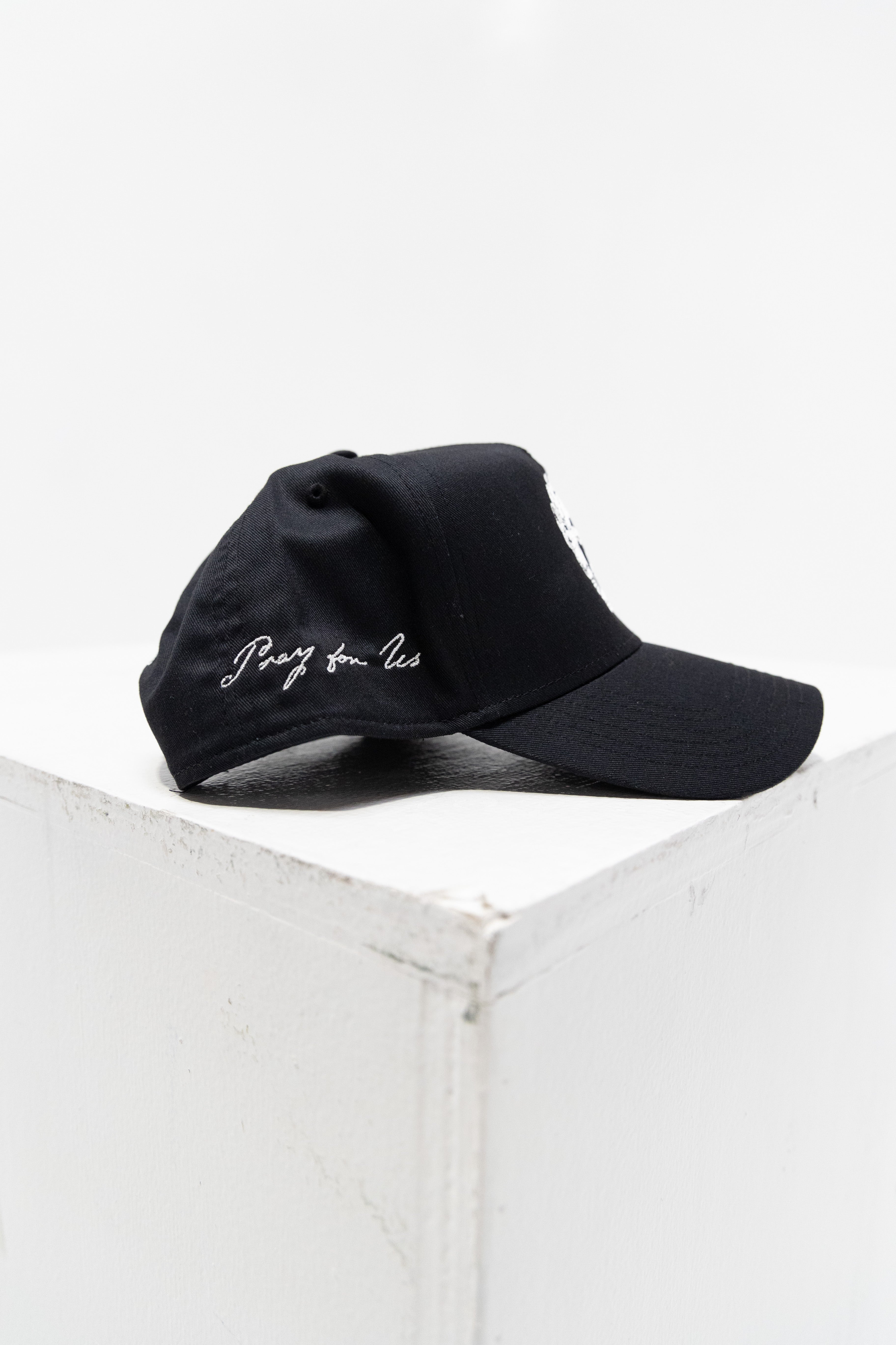 Angel Face Hat - BLACK